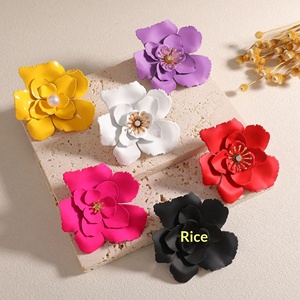 Pendientes de Camelia de Moda Nueva de Jingciren Boutique, Estilo Retro Elegante y de Lujo Ligero para Mujer, Inspirados en Celebridades de Internet - Product Image 2