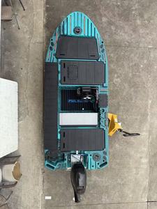 Barco de HDPE Rotomoldeado de 4.2m (13.8 pies) para Pesca, Navegación y Recreación, Venta OEM/ODM - Product Image 3