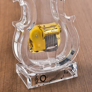 Caja de Música de Acrílico Transparente con Violín de Cuerdas, Souvenir, Regalo, Decoración para Tienda de Música, Boda, San Valentín, Suministro al por Mayor - Product Image 5
