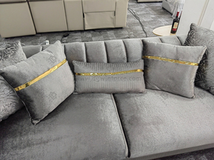 Winforce muebles <span class=keywords><strong>de</strong></span> diseño moderno terciopelo gris claro elegante moda sofá conjunto <span class=keywords><strong>respaldo</strong></span> <span class=keywords><strong>de</strong></span> lujo 3 plazas sala <span class=keywords><strong>de</strong></span> estar sofá - Product Image 5