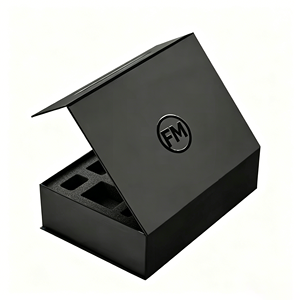 Boîtes cadeaux en carton rigide gris personnalisées avec logo OEM, avec vernis sélectif et gaufrage - Emballage de luxe écologique avec insert en mousse, vente en gros - Product Image 1