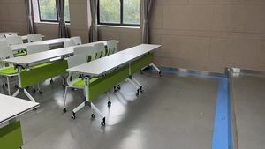 Table pliante d'intérieur moderne de MDF de vente directe d'usine avec des roues bureau facile d'assemblage - Product Image 5