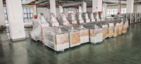 Machine de cerclage automatique PLC pour cartons, machine d'emballage de palettes robuste pour la logistique, l'entreposage et l'expédition de produits métalliques, de cigarettes et d'aliments