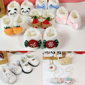Zapatillas de Lona de 30 cm con Diseño de Oso Lina <span class=keywords><strong>Momo</strong></span>, Accesorios de Peluche para Muñecas, Juguete de Dibujos Animados con Bufanda y Gorro de Ziling Na Beier para Bebés y Muñecas - Product Image 3
