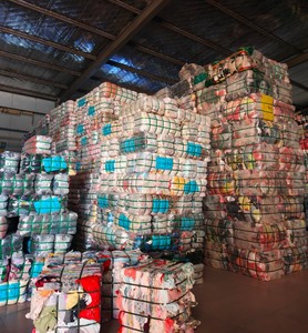 Camisas de Mezclilla Usadas al por Mayor, Camisa de Mezclilla Estilo Vintage para Uso Diario y <span class=keywords><strong>Ropa</strong></span> de Segunda Mano - Product Image 6