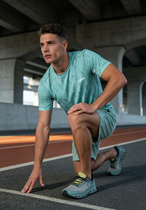 T-shirt pour homme de marque haut de gamme en promotion, respirant et tricoté, ensemble short et t-shirt de sport pour homme - Product Image 6