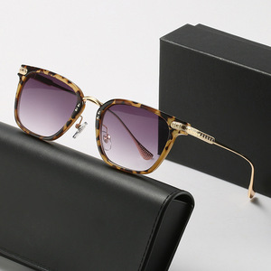 Nuovi Occhiali Punk <span class=keywords><strong>Vintage</strong></span> da Uomo e Donna, Montatura Grande Trendy Crockstar per Miopia, Montatura Completa, Stile Business, con Motivo a Croce Piatto Artistico - Product Image 4