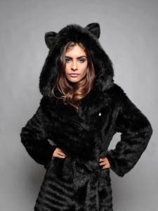 <span class=keywords><strong>Cappotto</strong></span> <span class=keywords><strong>in</strong></span> <span class=keywords><strong>Pelliccia</strong></span> <span class=keywords><strong>Sintetica</strong></span> di Coniglio a Mezza Lunghezza <span class=keywords><strong>con</strong></span> <span class=keywords><strong>Cappuccio</strong></span>, Stile Europeo <span class=keywords><strong>con</strong></span> Orecchie da Coniglio, Bestseller Invernale per Donne - Product Image 6