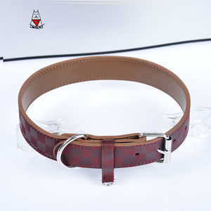 Pu Lederen Hondenhalsband Elegant En Duurzaam Aanpasbare Kleuren Maten Voor Kleine Tot <span class=keywords><strong>Extra</strong></span> Grote Huisdieren Met Elegante Bontdecoratie - Product Image 2