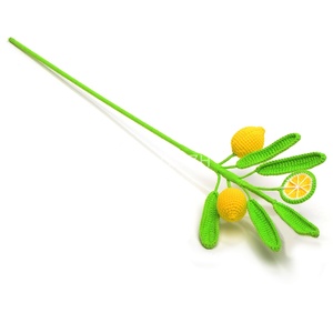 Prachtige handgebreide zure citroen bloemstukken en knikkerijen als cadeau voor familie en huisdecoratie - Product Image 1