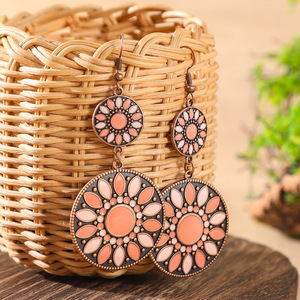 Boucles d'oreilles pendantes bohèmes en alliage plaqué bronze antique, bijoux de fête pour femmes - Product Image 2