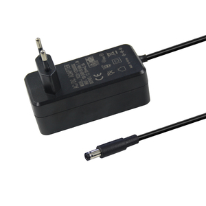 Adaptateur secteur AC/DC pour prise murale européenne 12V 5A avec indicateur LED 5,5*2,1MM, alimentation CCTV, connexion enfichable - Product Image 1