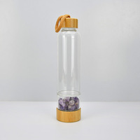 Bouteille d'eau en cristal de pierre précieuse infusée d'améthyste sacrée, en verre borosilicate, avec pierres de gravier de rose naturelle, 500 ml, vente en gros, 2025