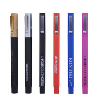 Stylo à bille carré en caoutchouc avec clip doré de luxe de haute qualité avec logo personnalisé