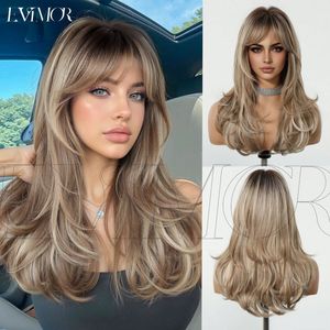 Perruque complète sans lacets pour <span class=keywords><strong>femme</strong></span> de 22 pouces avec frange d'apparence naturelle, <span class=keywords><strong>cheveux</strong></span> longs bouclés, style décontracté et relaxé - Product Image 1