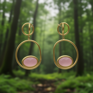 Pendientes de Moda con Incrustaciones de Piedras Rosadas, Acero Inoxidable 316L, Baño de Oro PVD, Resistentes y Sostenibles - Product Image 3
