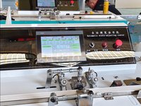 Nouvelle machine de pliage et de découpe automatique CNC pour la fabrication de profilés d'isolation en verre et aluminium, à commande PLC, entraînée par moteur et facile à utiliser