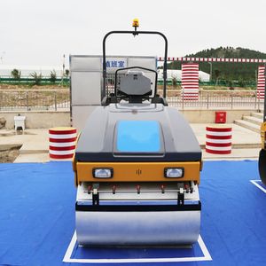 รถบดถนนแบบสั่นสะเทือนอุปกรณ์ก่อสร้างใหม่ XMR403 4ton จากประเทศจีน - Product Image 5