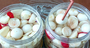 Berenjenas enlatadas, dulces y ácidas, encurtidas, berenjenas blancas cortadas a la mitad, Ca Phao, comida tradicional vietnamita, aperitivo, frasco de vidrio, 800g, OEM - Product Image 6