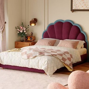 Letto per Bambine in Stile Retrò Francese con Design a Petali Rossi, Letto Singolo in Tessuto per Camere di Piccoli Appartamenti - Product Image 2
