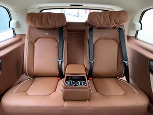 Siège de voiture de luxe avec repose-pieds motorisé - Product Image 2