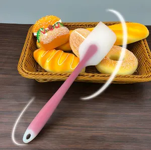Hot Sale Factory Supplier High Quality Eco-friendly Silicone translucent Cake Spatula Utensil Kitchen Accessories