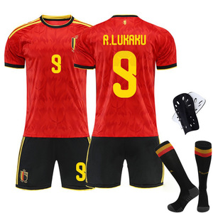 Conjunto <span class=keywords><strong>de</strong></span> Camiseta y Pantalones Cortos <span class=keywords><strong>de</strong></span> Fútbol Transpirables por Sublimación <span class=keywords><strong>de</strong></span> la Selección Nacional <span class=keywords><strong>de</strong></span> Bélgica 2026 para Hombre XL, Ajuste <span class=keywords><strong>De</strong></span> Bruyne Lukaku - Product Image 1