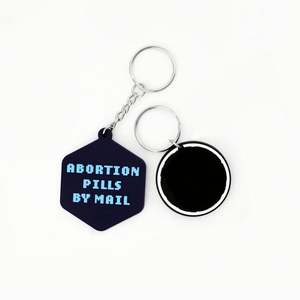 Porte-clés personnalisé OEM sans minimum de logo en caoutchouc 3D en PVC souple Porte-clés - Product Image 4