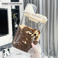 250514 Contenant en plastique hermétique pour aliments pour animaux de compagnie avec bec verseur et tasses doseuses – Rangement portable pour croquettes pour chat