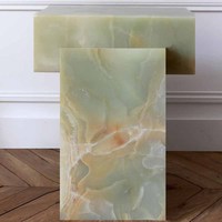 Table d'appoint moderne en marbre vert de pierre de fleur d'émeraude naturelle OEM & ODM Socle de chambre à coucher en cube glacé