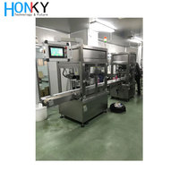 Machine de remplissage et de bouchage électrique entièrement automatique de haute précision pour bouteilles en plastique, applications médicales et shampoings, avec moteur central