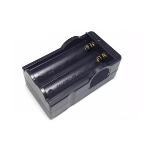 ไฟ LED แสดงสถานะการชาร์จแบบ Heavy Duty อะแดปเตอร์พอร์ตคู่ แหล่งจ่ายไฟแบตเตอรี่ 18650 อเนกประสงค์สำหรับการใช้งานกลางแจ้ง - Product Image 3