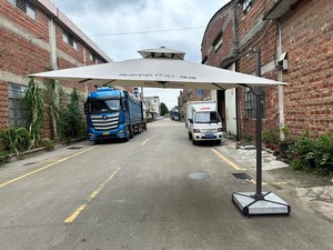 <span class=keywords><strong>Tente</strong></span> cantilever moderne en aluminium 3x3 grande <span class=keywords><strong>pour</strong></span> 5 à 8 personnes, idéale <span class=keywords><strong>pour</strong></span> patio, jardin, cour, parc, hôtels, plages, avec éclairage <span class=keywords><strong>solaire</strong></span> LED - Product Image 3