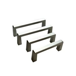 C-BOX ZSTC C-BOX voorhandgreep uit één stuk, breedte 12,2 mm, transparant, zwart geanodiseerd, 194 mm, rijafstand 180 mm, 5U 10501-007 10501-028 - Product Image 4