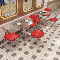 Mobilier de restaurant de style hongkongais, tables à texture écaille de poisson et chaises pliantes pour les commerces de restauration