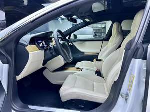 รถยนต์พลังงานใหม่มือสอง <span class=keywords><strong>Tesla</strong></span> <span class=keywords><strong>Model</strong></span> <span class=keywords><strong>S</strong></span> 2019 Long Range - Product Image 5