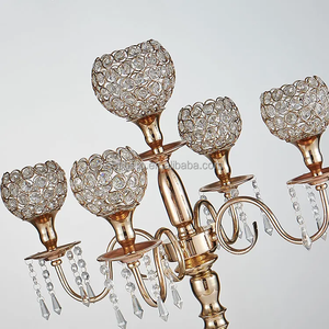 Hermoso <span class=keywords><strong>Candelabro</strong></span> Nuevo de 5 Brazos con Acabado Dorado Metálico para Mesa de Comedor, Decoración Central para Bodas - Product Image 5