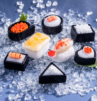 Supplier Gantungan Kunci Resin Makanan Jepang 3D Bentuk Donat Permen Lolipop Flatback, Salmon Sushi, Wine, Ikan, Nasi Kepal, Ramen
