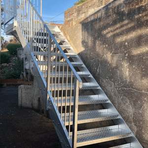 Scale Diritte Compatte per Esterni, Scala Metallica per Casa, Design in Acciaio Zincato - Product Image 5