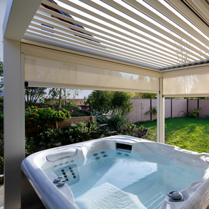 Kits de pergola de patio en aluminium de conception haut de gamme personnalisables, avec <span class=keywords><strong>toit</strong></span> plat imperméable et stores enrouleurs - Product Image 3