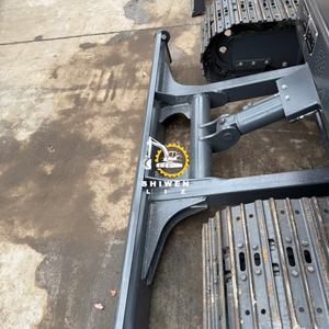 Excavatrice d'occasion à prix avantageux Dx60D à vendre, d'origine coréenne, hydraulique sur chenilles DOOSAN 60, en bon état, rouge - Product Image 4