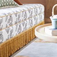 Sofá de Tres Plazas con Estampado Floral, Tapizado en Tela Tradicional con Esponja, Mueble de Sala de Estar Vintage Ecológico con Flecos