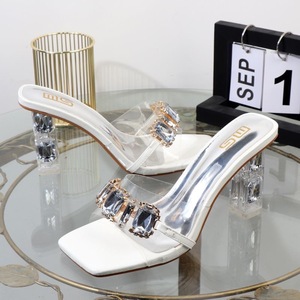 Talons - Nuevos Tacones de Moda con Pedrería para Mujeres Elegantes - Product Image 1