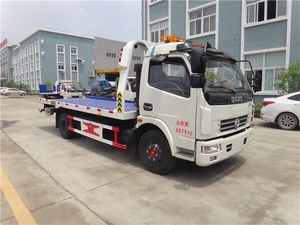 Camion de <span class=keywords><strong>remorquage</strong></span> à plateau plat Dongfeng 4x2, vente, état neuf, transmission manuelle, diesel, <span class=keywords><strong>prix</strong></span> bas, un remorqueur pour deux véhicules, dépanneuse à plateau - Product Image 5