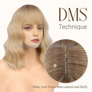 Nuova <span class=keywords><strong>Parrucca</strong></span> Corta Bob Bionda Naturale con Frangia, Stratificata, Ondulata, Resistente al Calore, Sintetica per Donne, con Attaccatura Naturale - Product Image 4