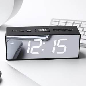 Miroir numérique LED avec radio FM, horloge, double alarme, volume et variateur réglables, température ambiante, chambre à coucher, sommeil profond - Product Image 2