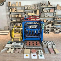 Ligne de production de blocs semi-automatique économique pour la fabrication de briques de ciment autobloquantes pour utilisation sur site