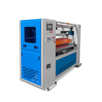 Machine à plastifier les MDF aux performances stables pour le bois PVC Board Cast Film Extrusion Colle PUR Laminage et boîte de vitesses robuste