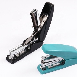 Cucitrice Foska Nera Media Economica in <span class=keywords><strong>Plastica</strong></span> <span class=keywords><strong>per</strong></span> Ufficio e Scuola - Articolo da Scrivania di Grande Successo - Product Image 2