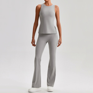 Nuovo Arrivo: Set Yoga da Donna 2 Pezzi ad Asciugatura Rapida, Vestibilità Slim, con Top Senza Maniche e Leggings a Zampa per Palestra e Fitness Quotidiano - Product Image 3